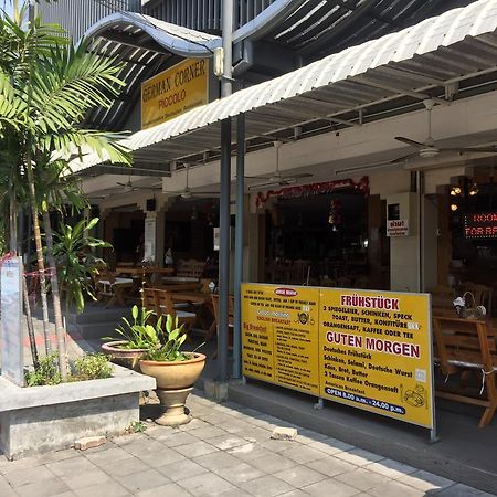 Piccolo Restaurant And Guest House Pattaya Exteriör bild